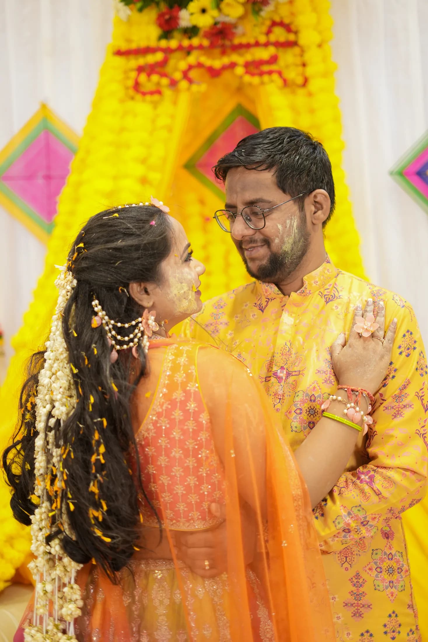 Aparna & Ashish gallery image 24